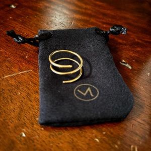 MEJURI 14K Gold Spiral Ring - Size 7
